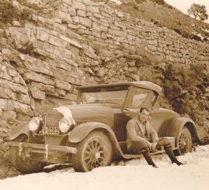 2015-10-31-13_03_11-carretera-nevada-cerca-de-vistabella-con-vehiculo-y-conductor