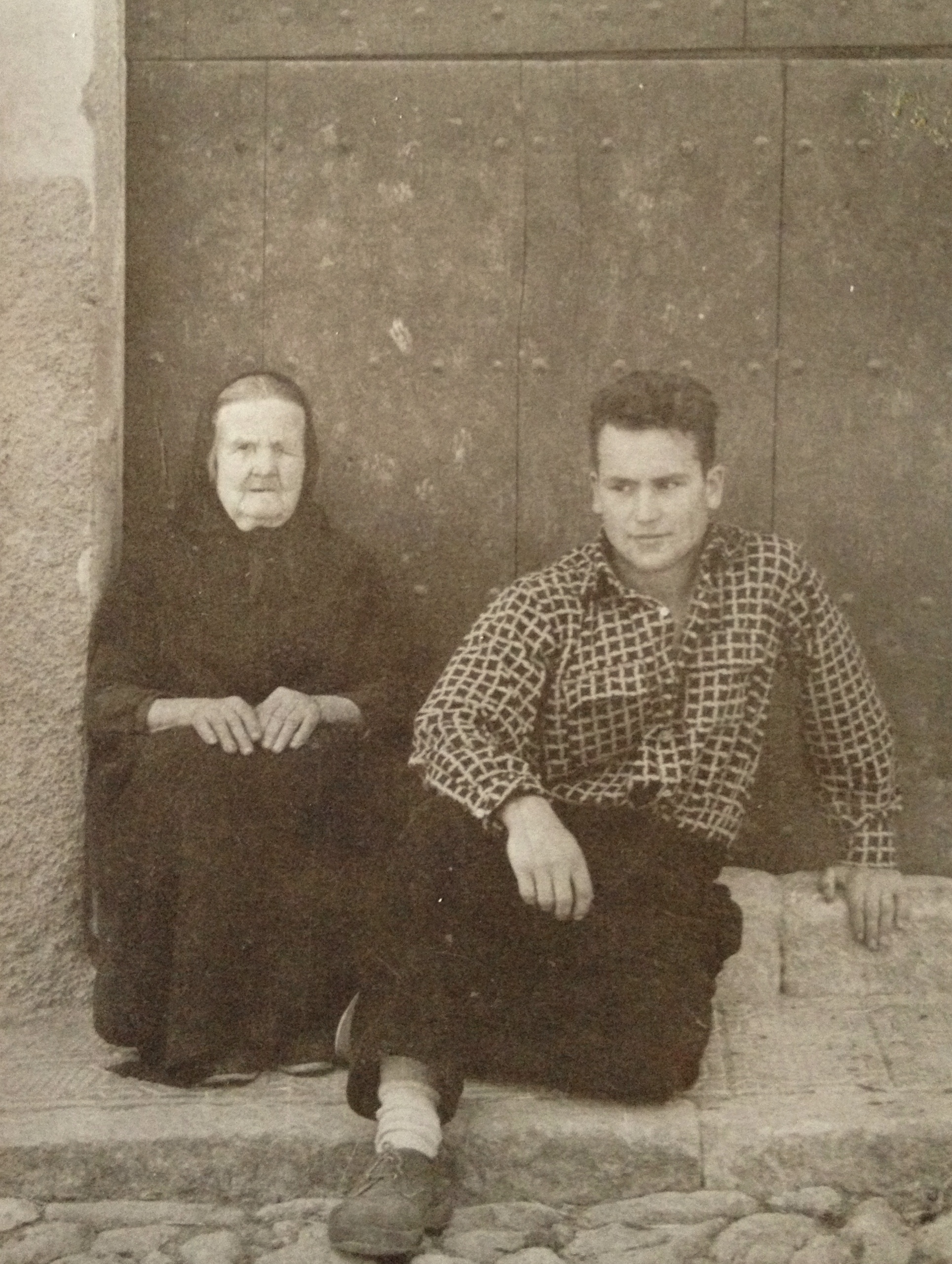 11 maig 1961. Fons familiar Tomàs Salvador Pitarch